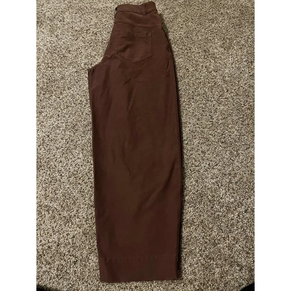 Lululemon Brown Capri wide leg work attire Pants (with marking) size 25